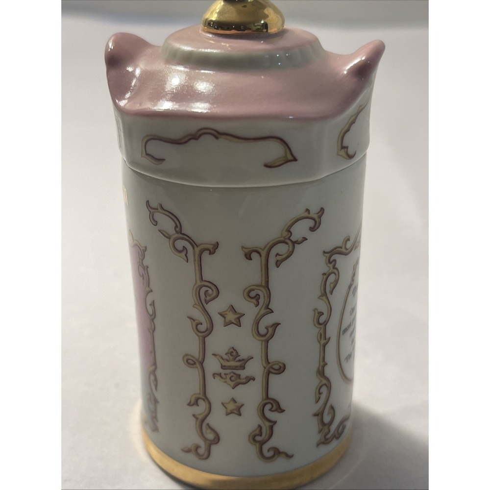 Walt Disney Spice Jar Collection Donald Duck Tarragon Jar 1995 Lenox Porcelain - Picture 4 of 15